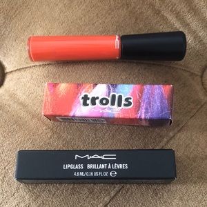 MAC LIP BUNDLE